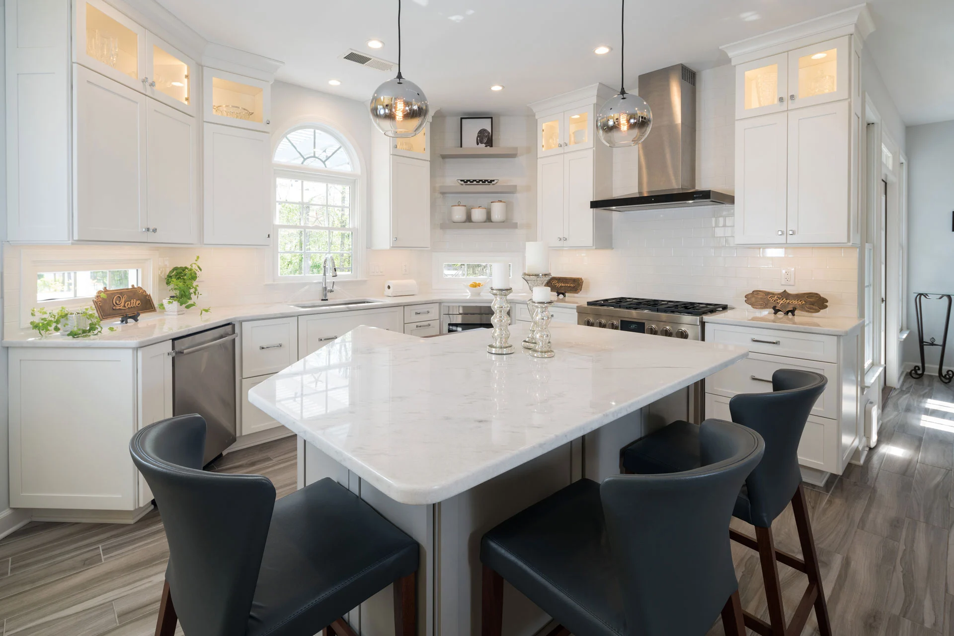 Transitional kitchen design by Turan Designs
